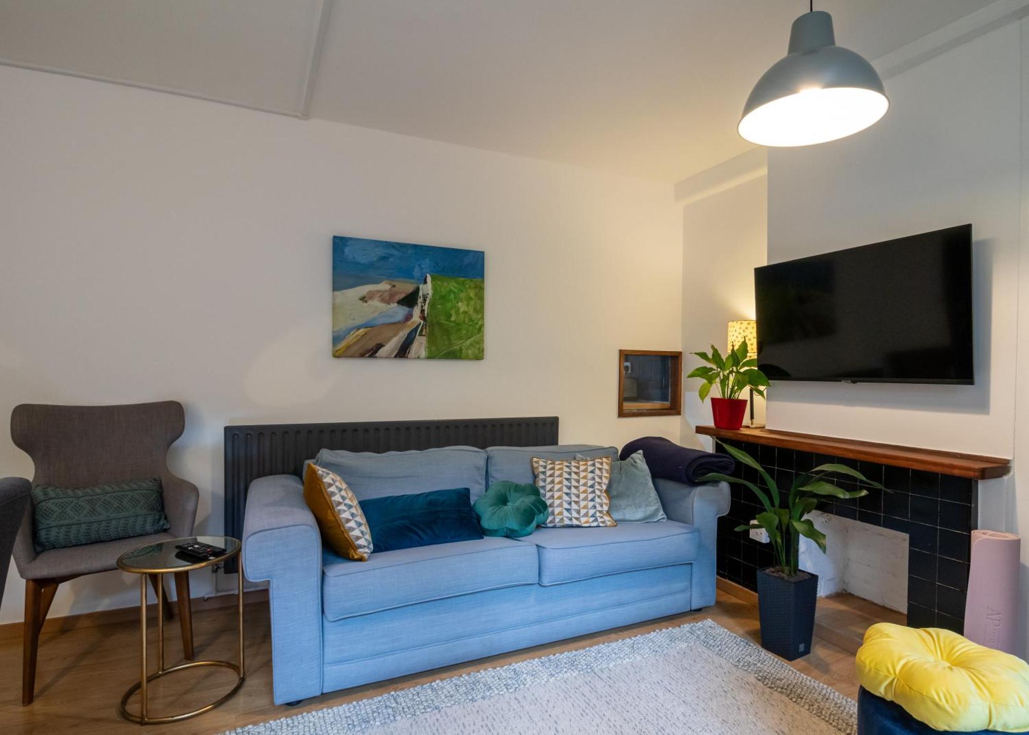 Cosy Family Retreat With Garden & Workspace * Londra